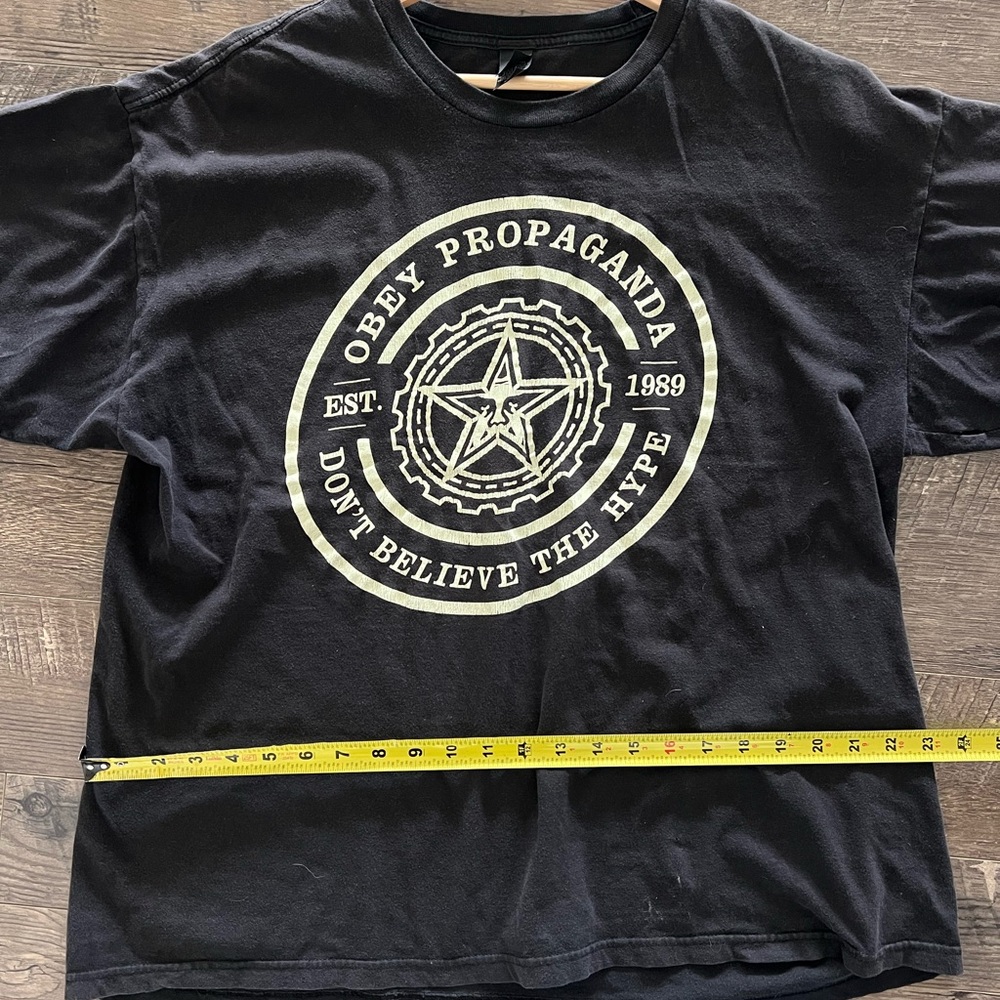 Obey Tee - Picture 5 of 7